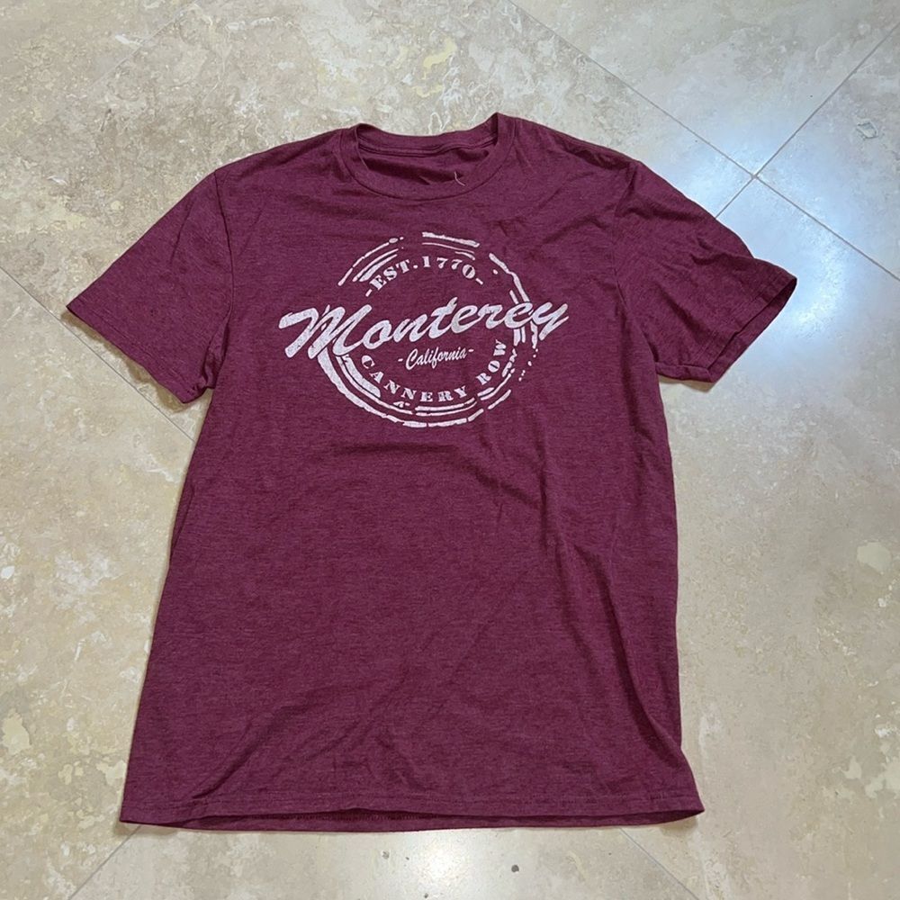 💕Men’s tee💕